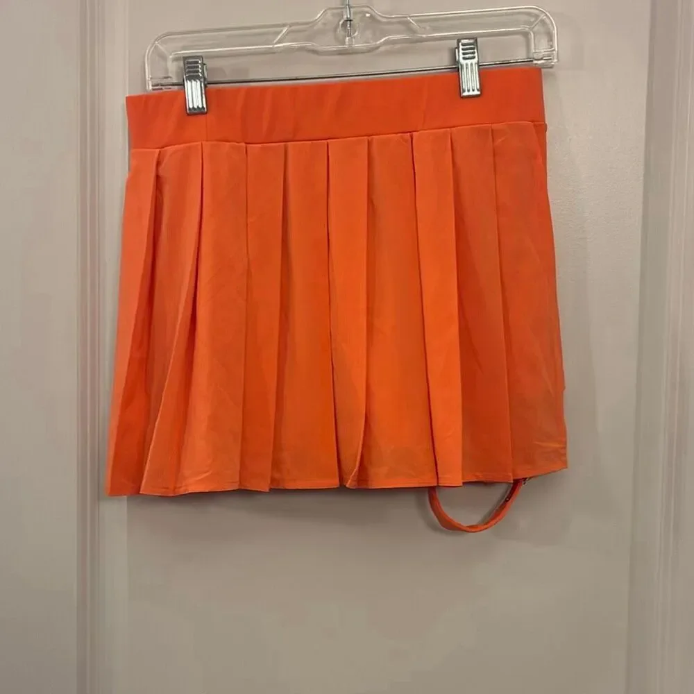 Halara tennis skirt women’s size medium